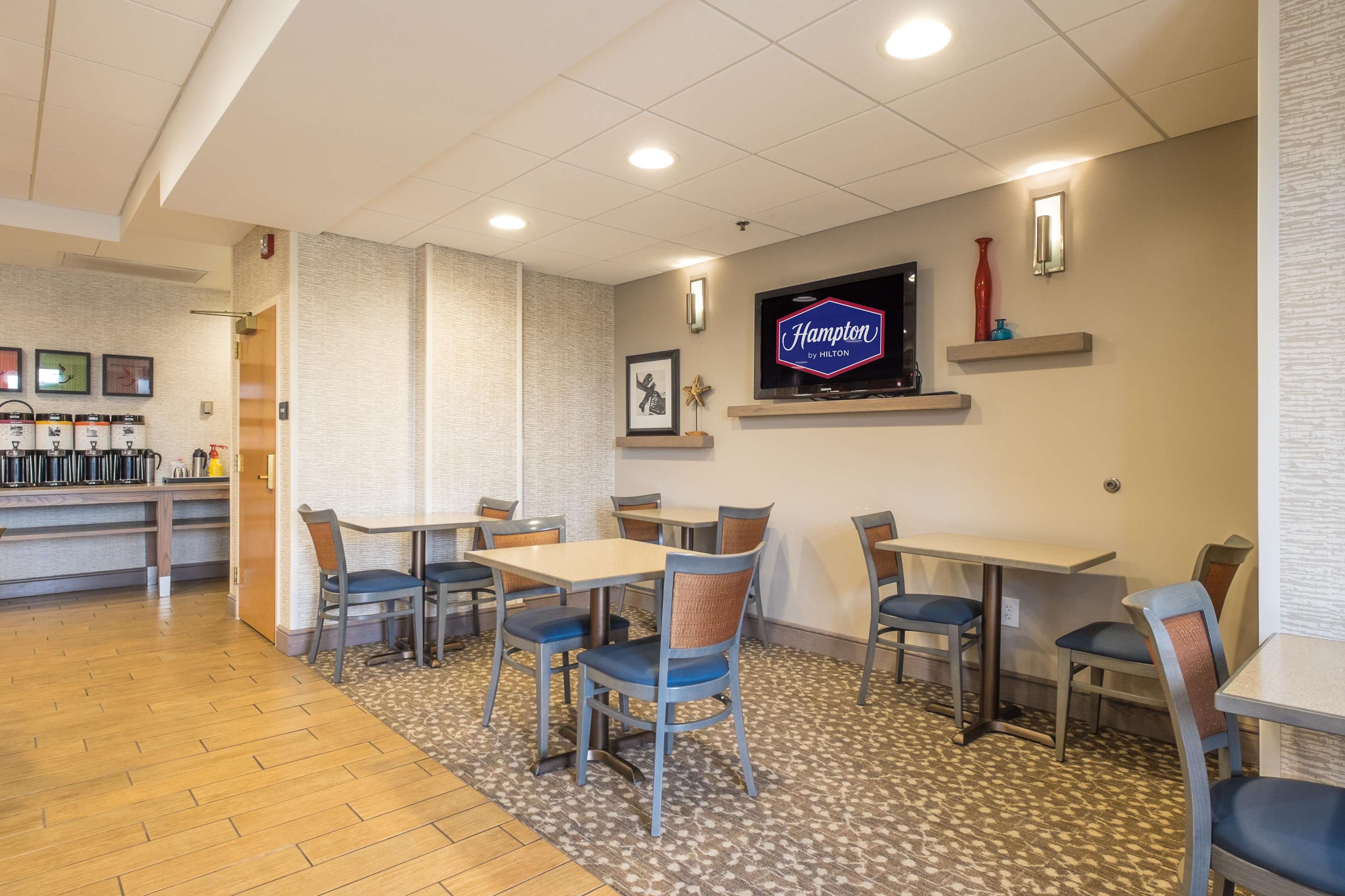 Hampton Inn Freeport/Brunswick Photo