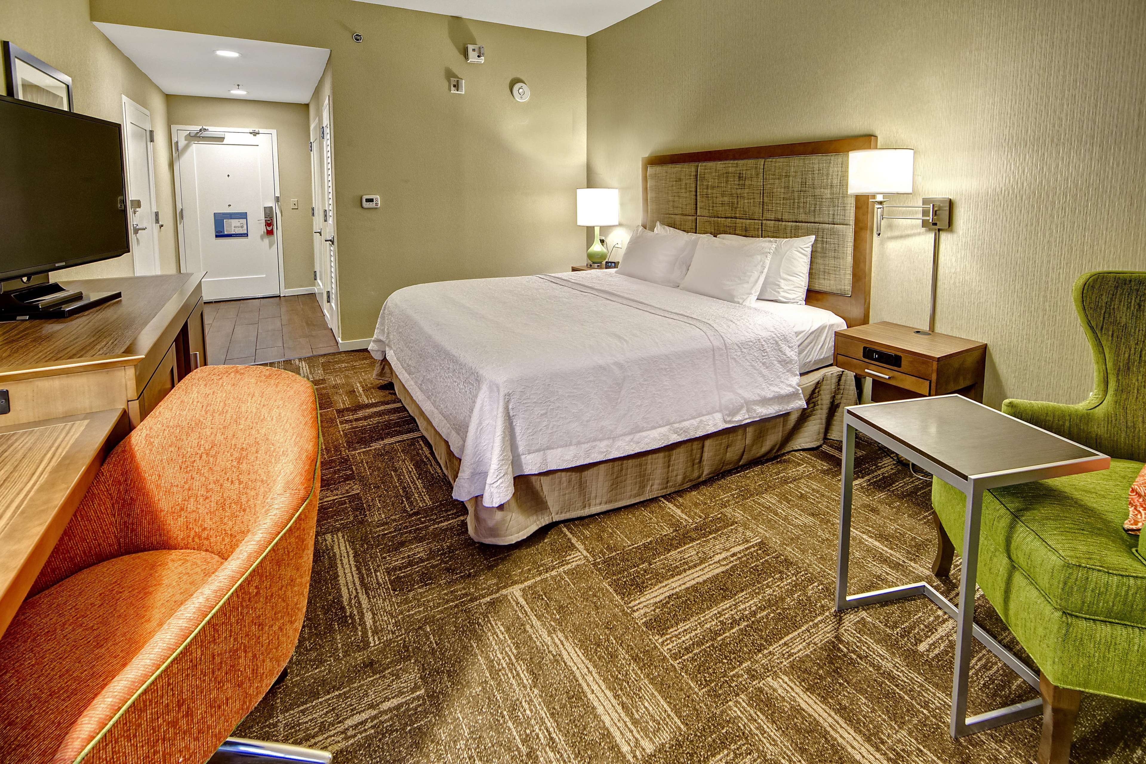 Hampton Inn & Suites Asheville-I-26 Photo