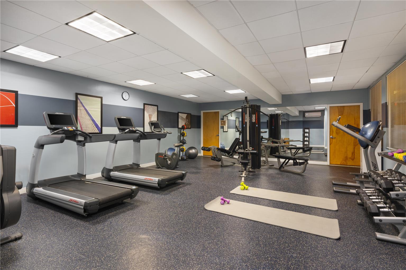 Best Western Premier Plainview-Long Island Hotel Image