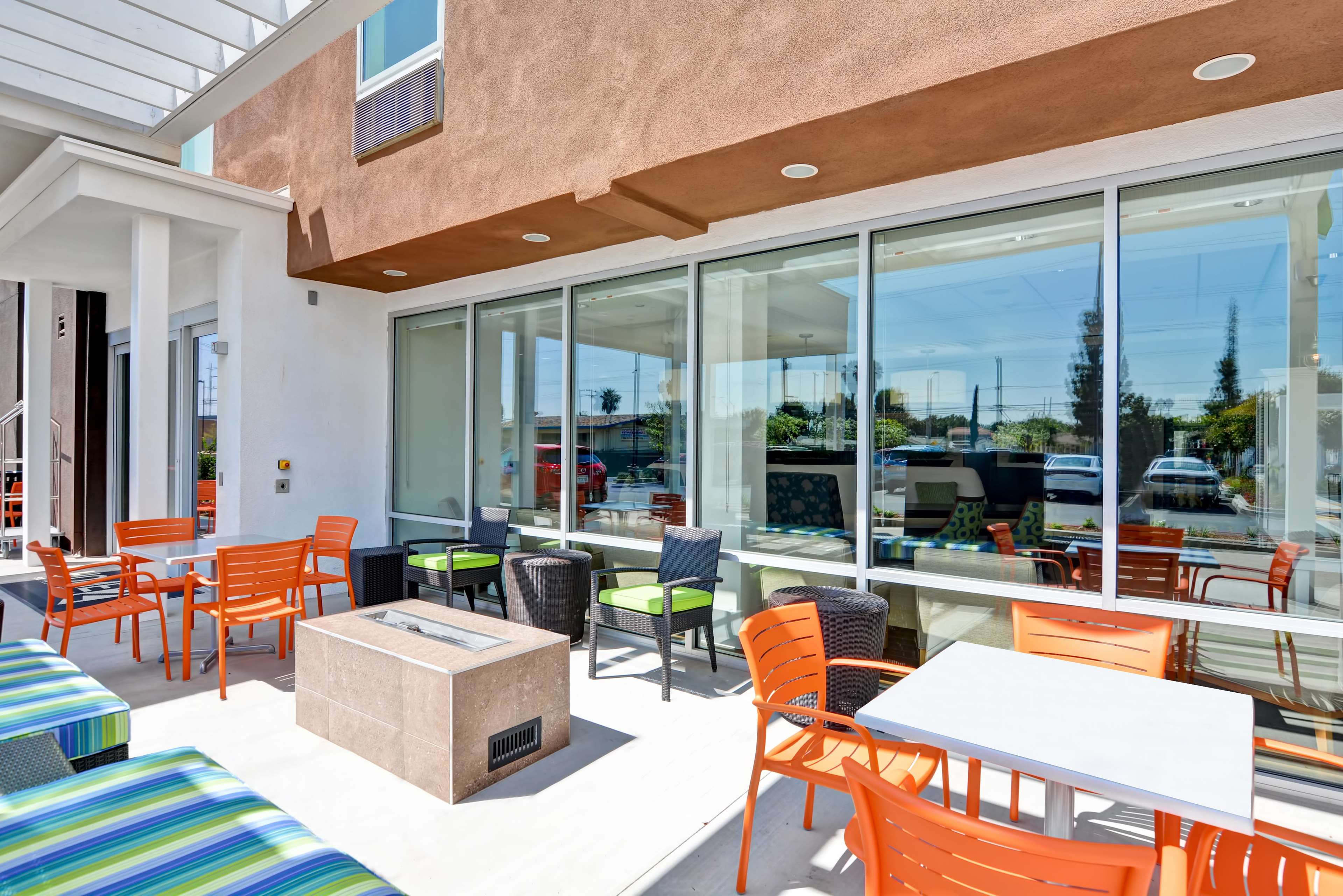 Home2 Suites by Hilton Azusa Photo