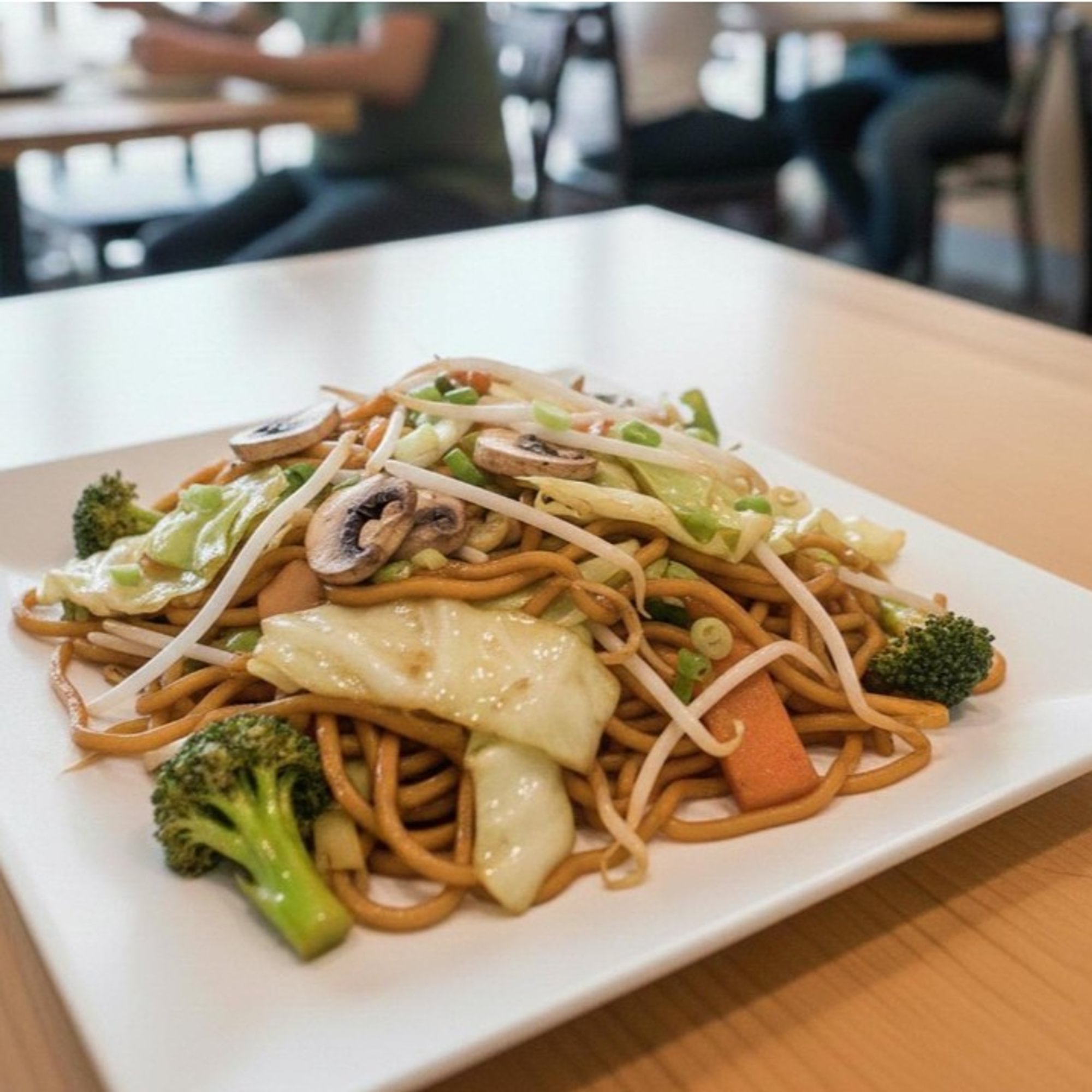 Lunch Vegetable Lo Mein
