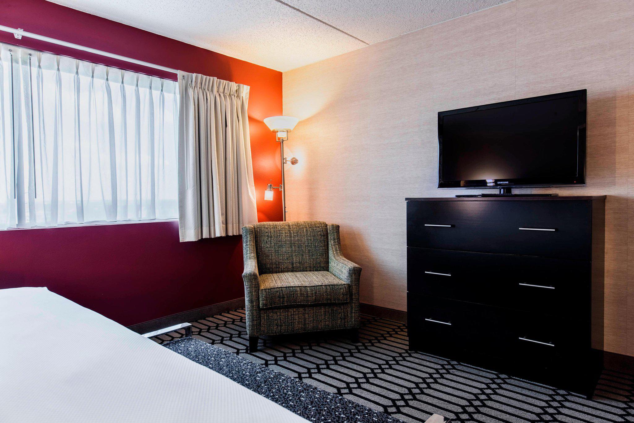 Delta Hotels by Marriott Fargo Photo