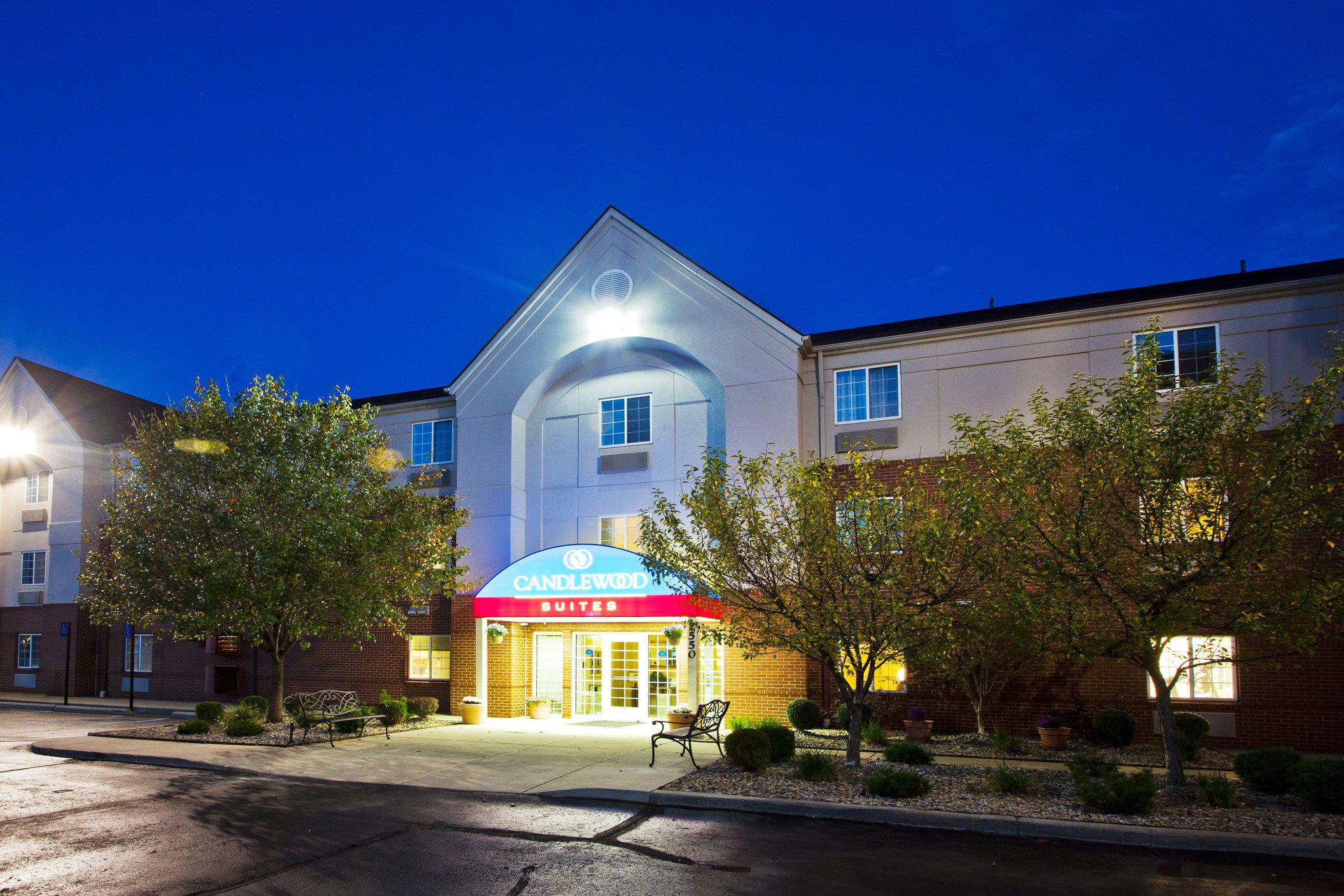 Candlewood Suites Detroit-Troy Photo