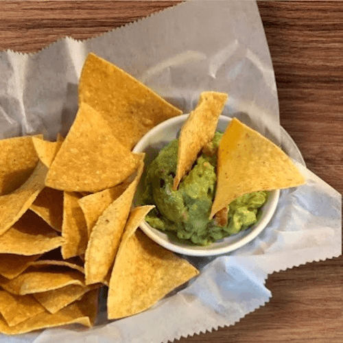 Sm Guacamole with Chips (4oz)