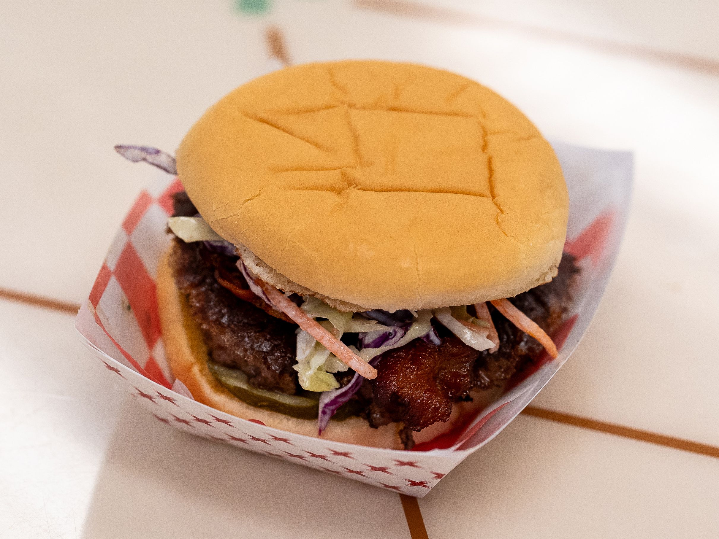SLAW B QUE BURGER