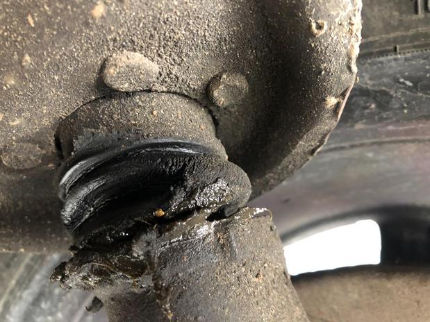 Images Sam Auto Repair & Collision