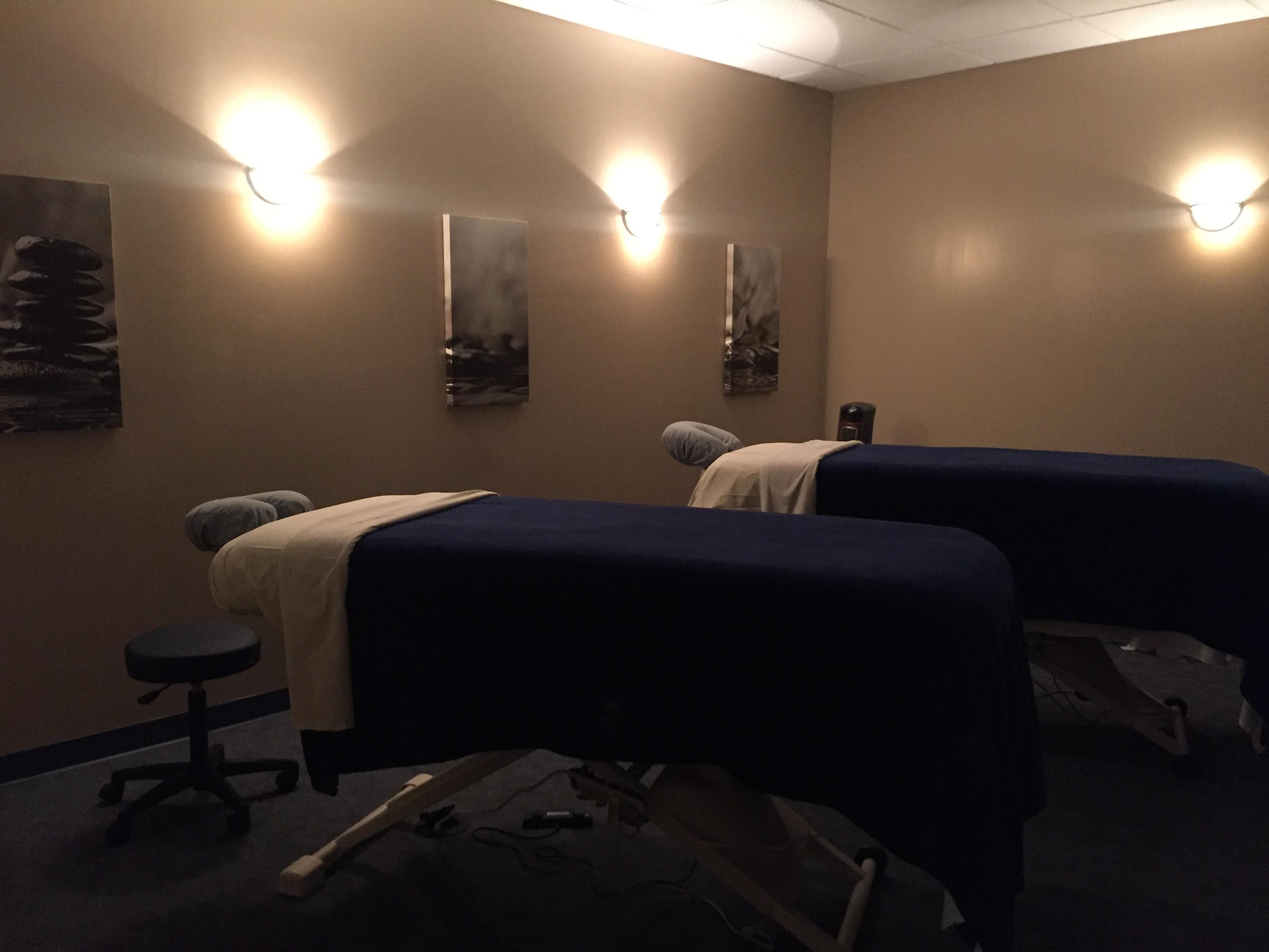 HAND & STONE MASSAGE AND FACIAL SPA