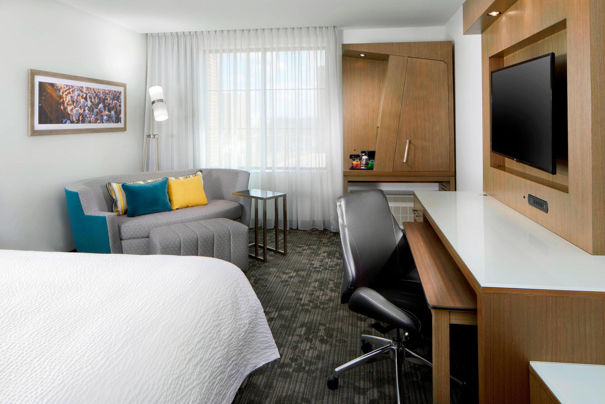 Courtyard by Marriott Charlotte Fort Mill, SC Photo