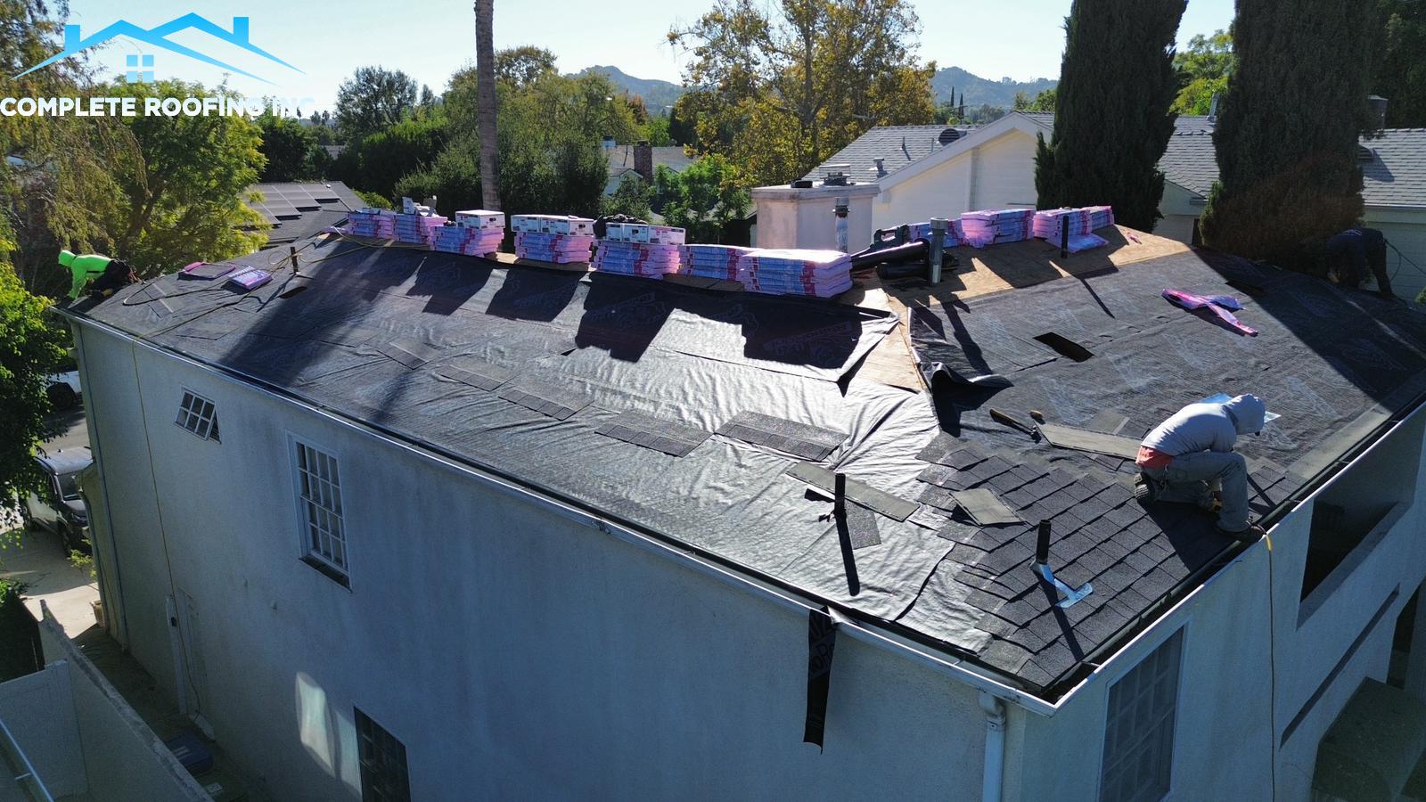 Complete Roofing Inc