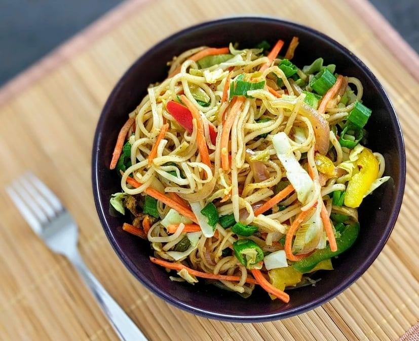 Veg Schezwan Noodles
