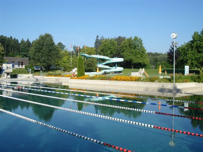 Sportzentrum Hirzenfeld (Hirzi)