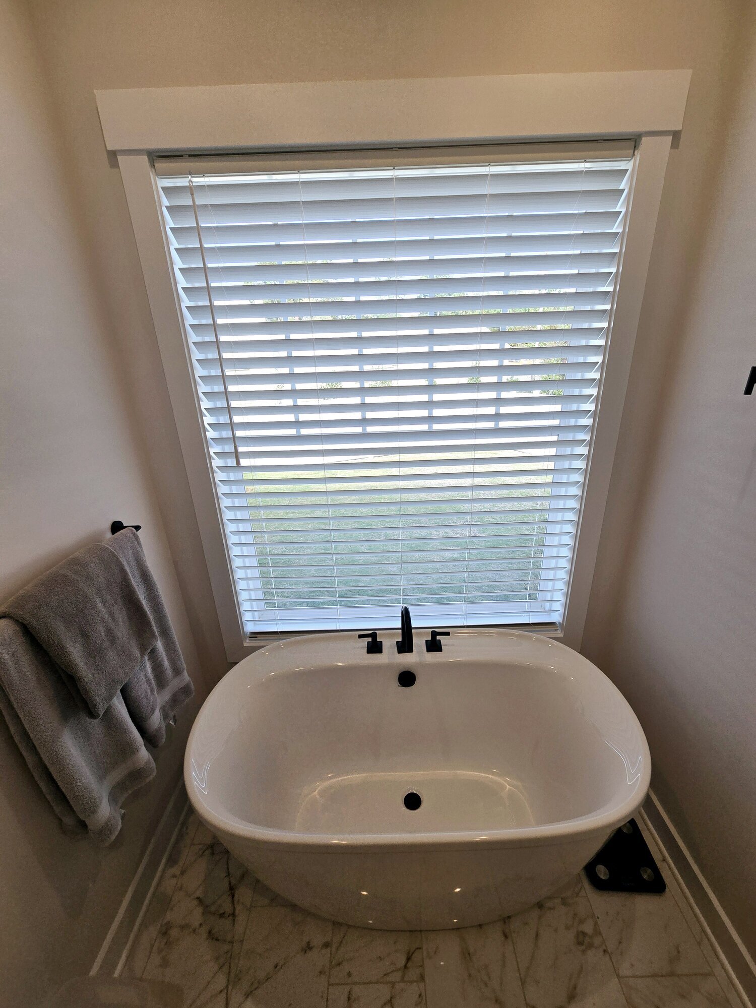 Queen Bee Cleaning, LLC Image