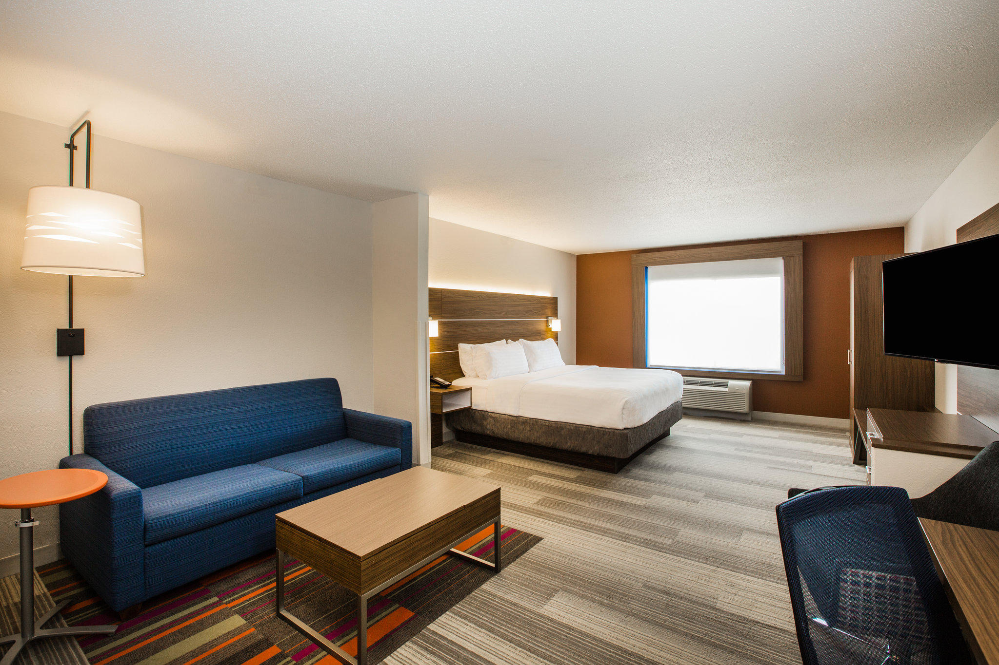 Holiday Inn Express & Suites Bellevue (Omaha Area) Photo