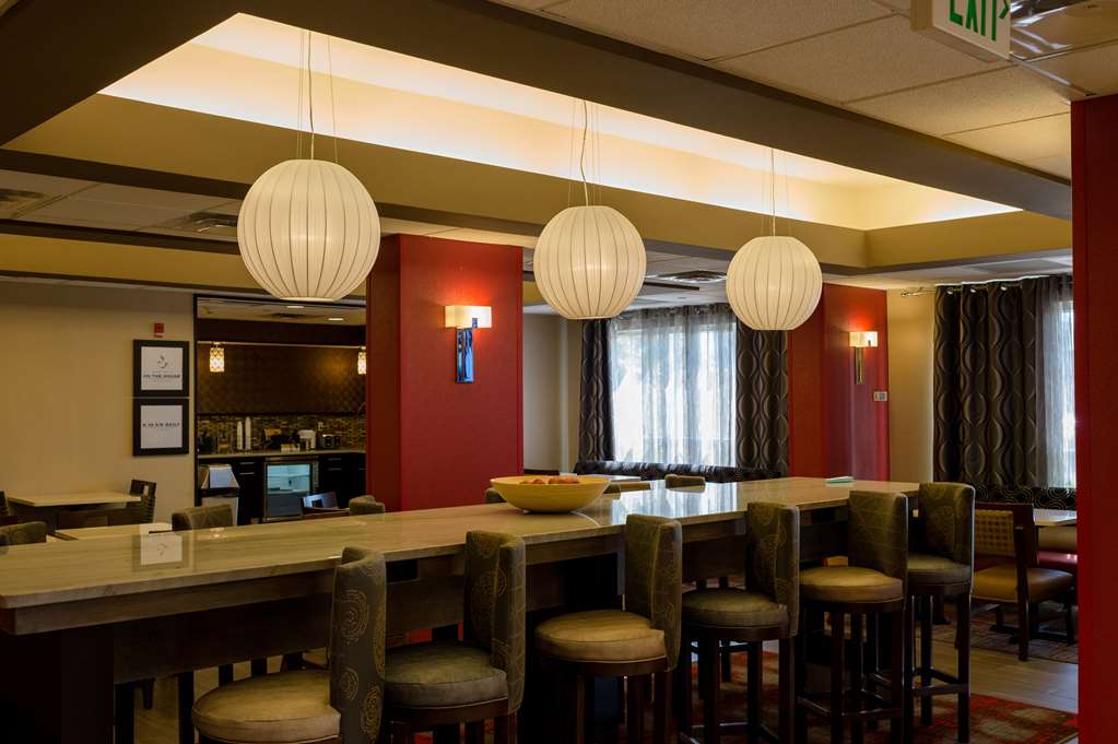 Hampton Inn Oxford-West Image