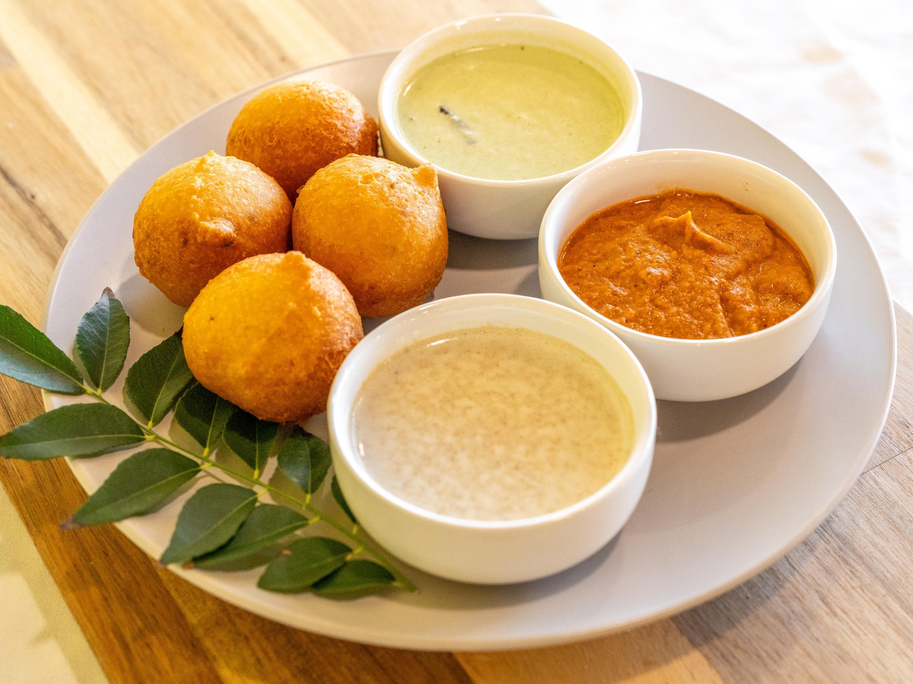 Mysore Bonda (4 Pieces)