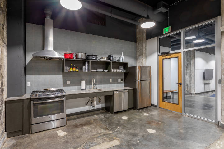 Publix Apartments Image