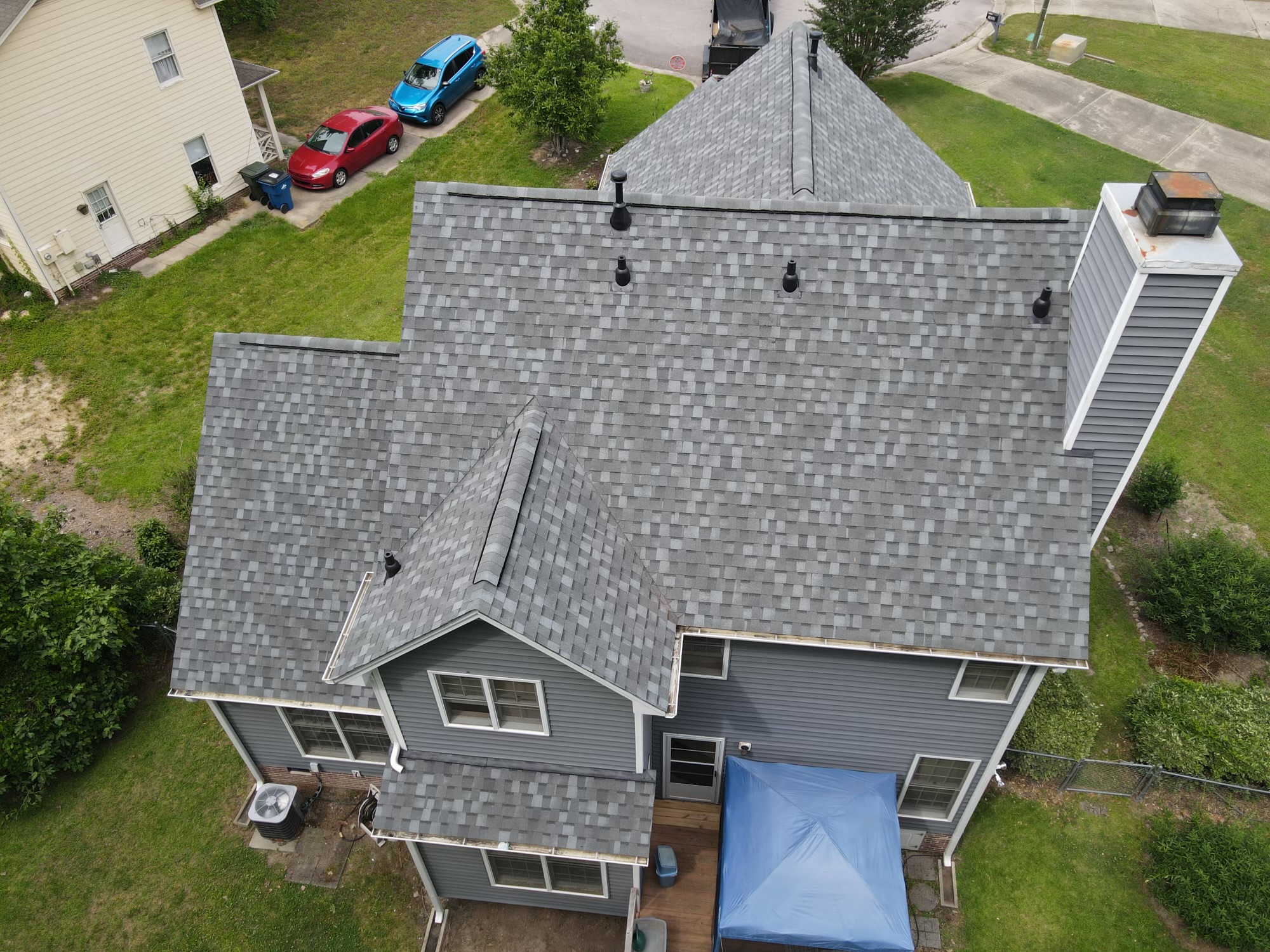 Bold Roofing Image