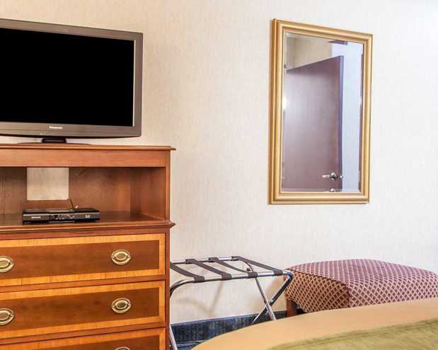 Images Comfort Inn near Toms River Corporate Park