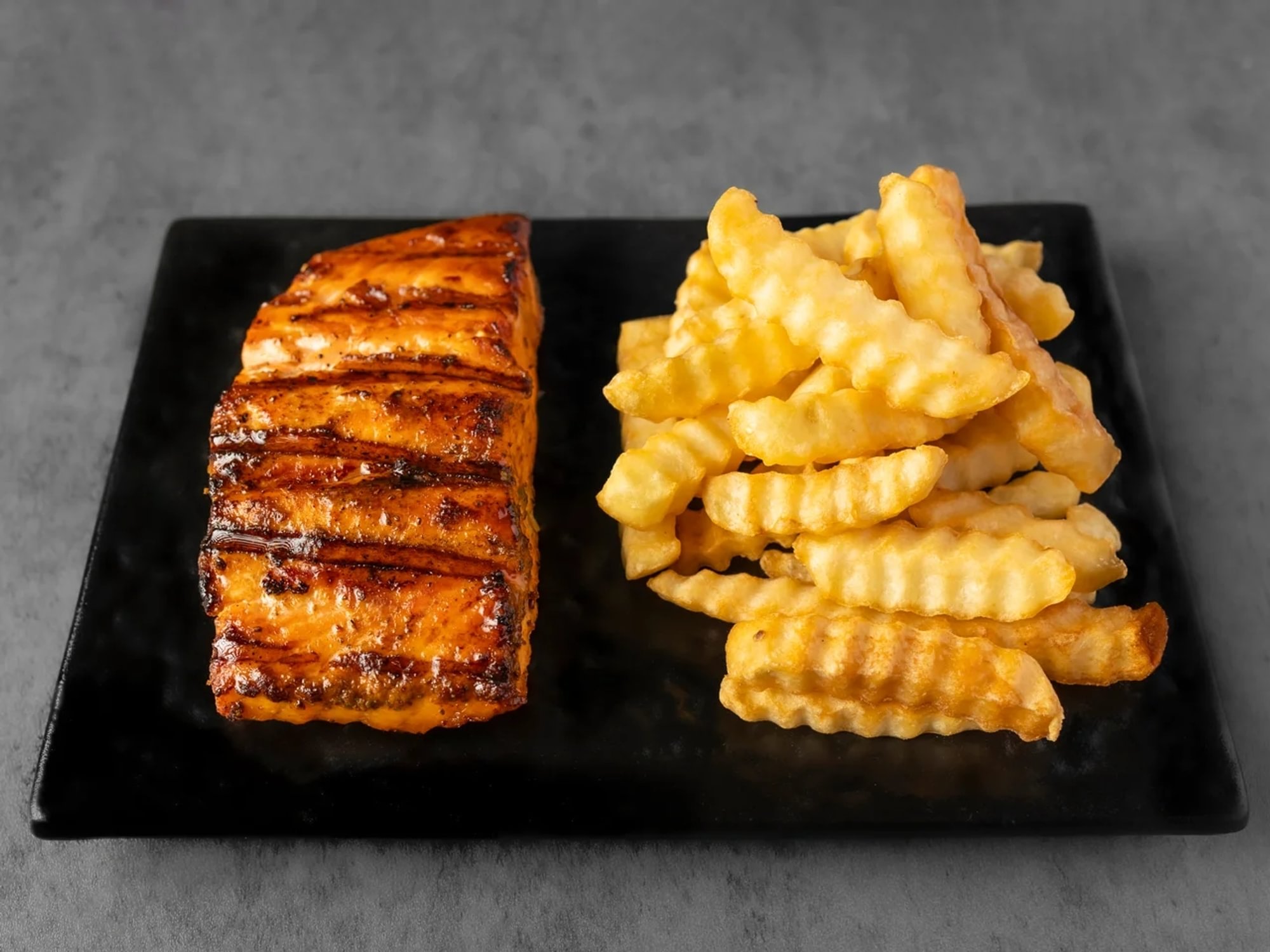 Grilled Salmon with Fries