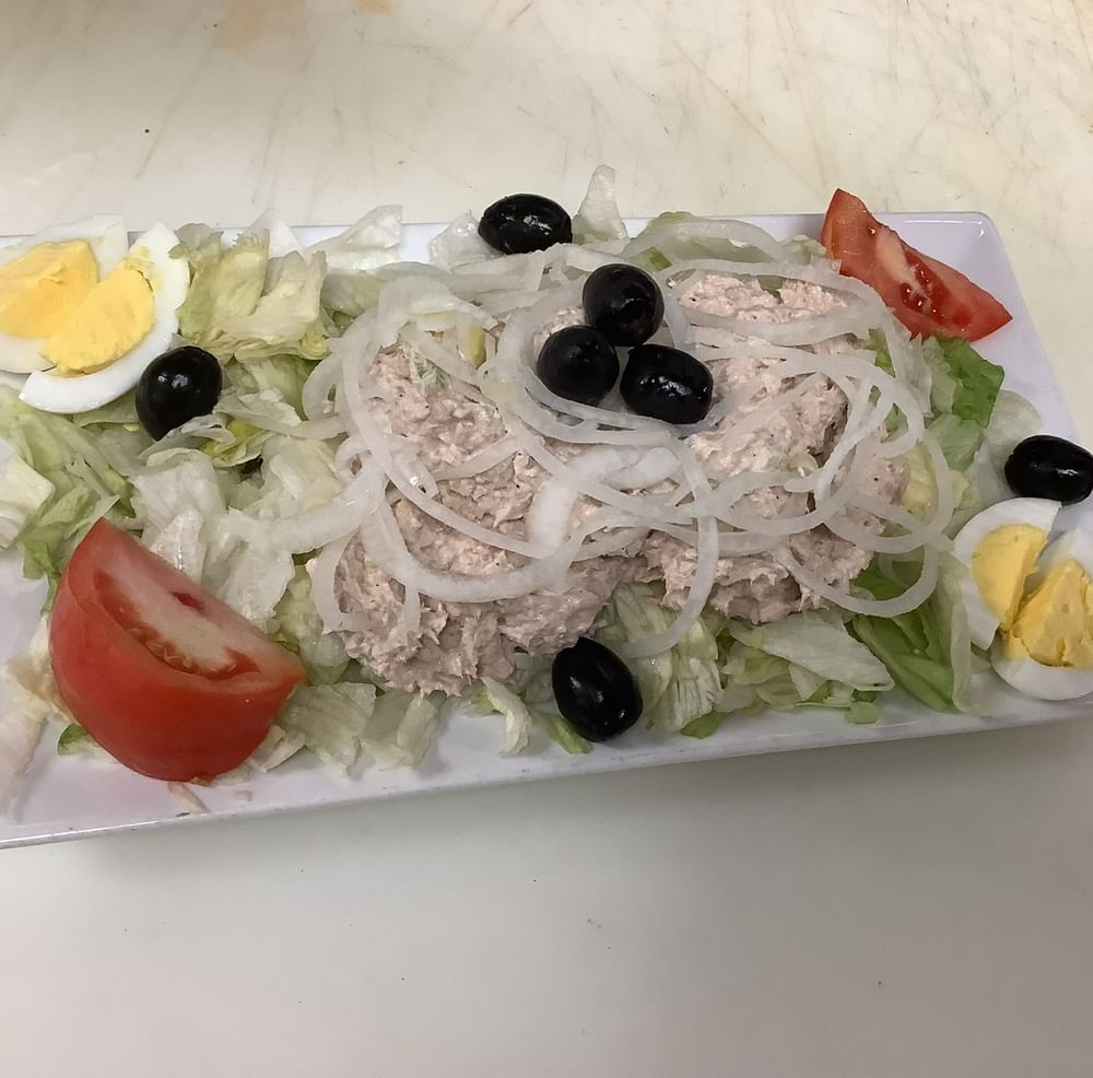 Tuna Salad Platter