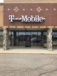 Exterior photo of T-Mobile Store at Baldwin Rd & I-75, Auburn Hills, MI