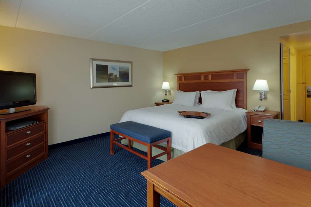 Hampton Inn Warrenton Image
