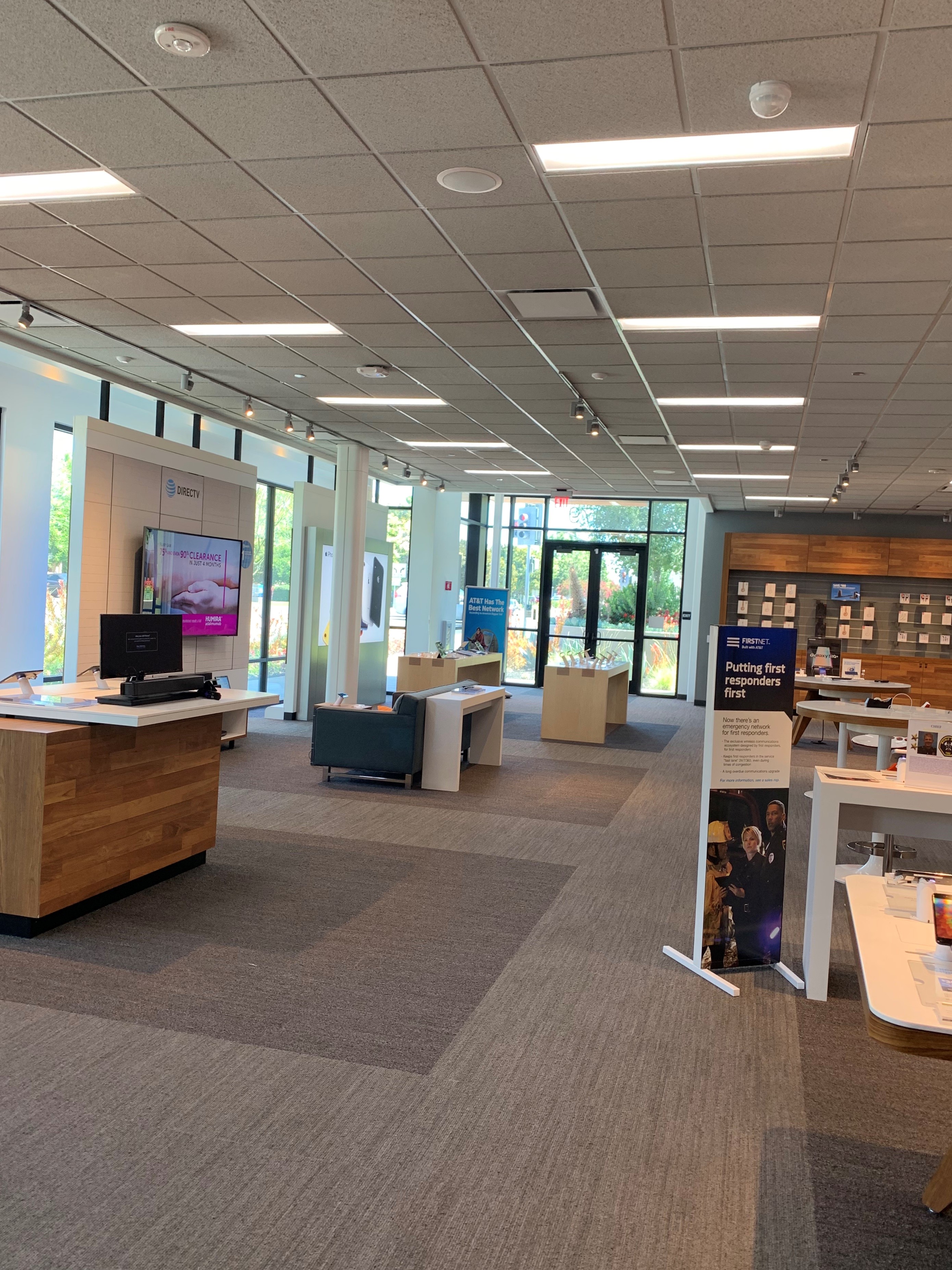 AT&T Store Photo