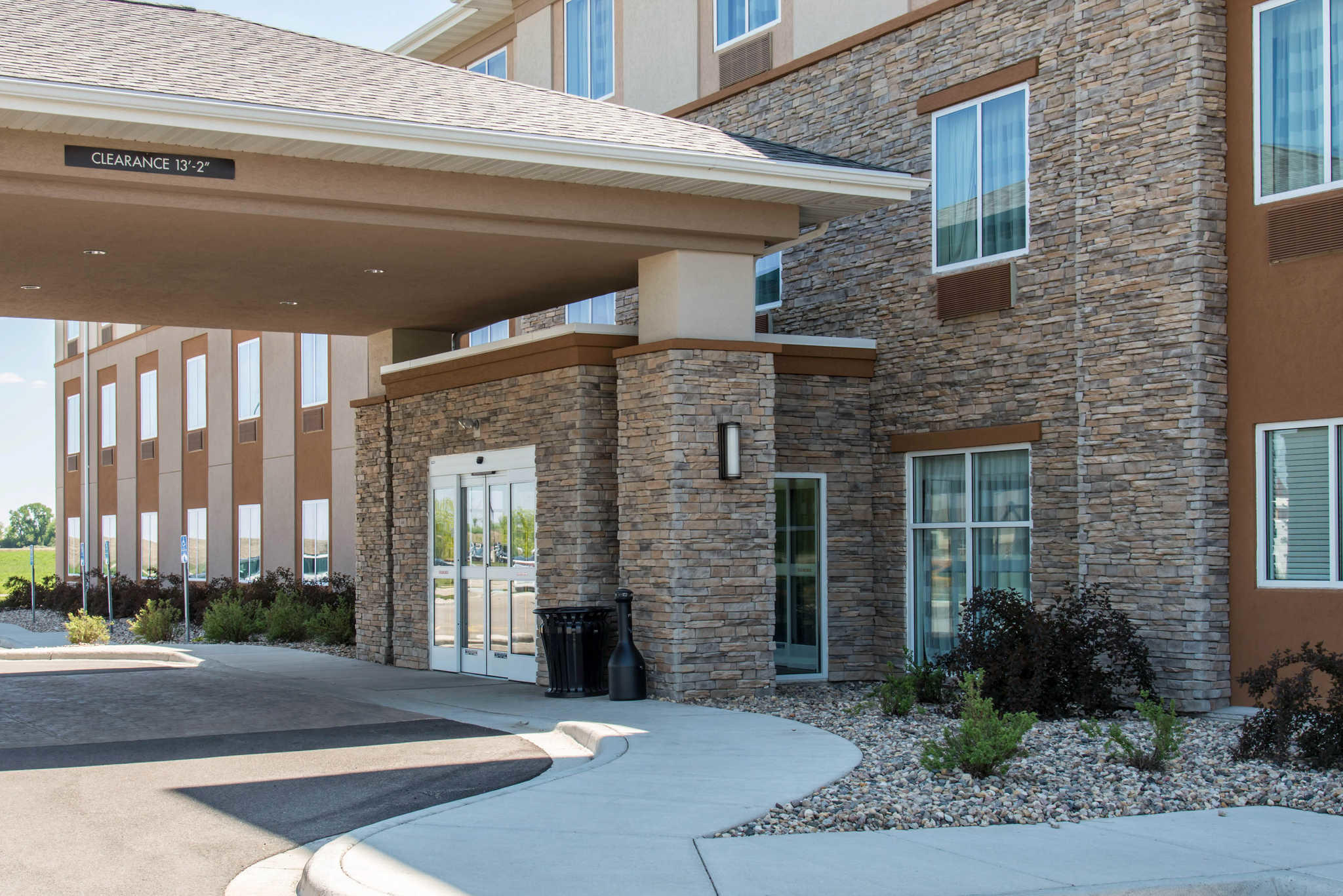 Sleep Inn & Suites in Marshall, MN (507) 3370...