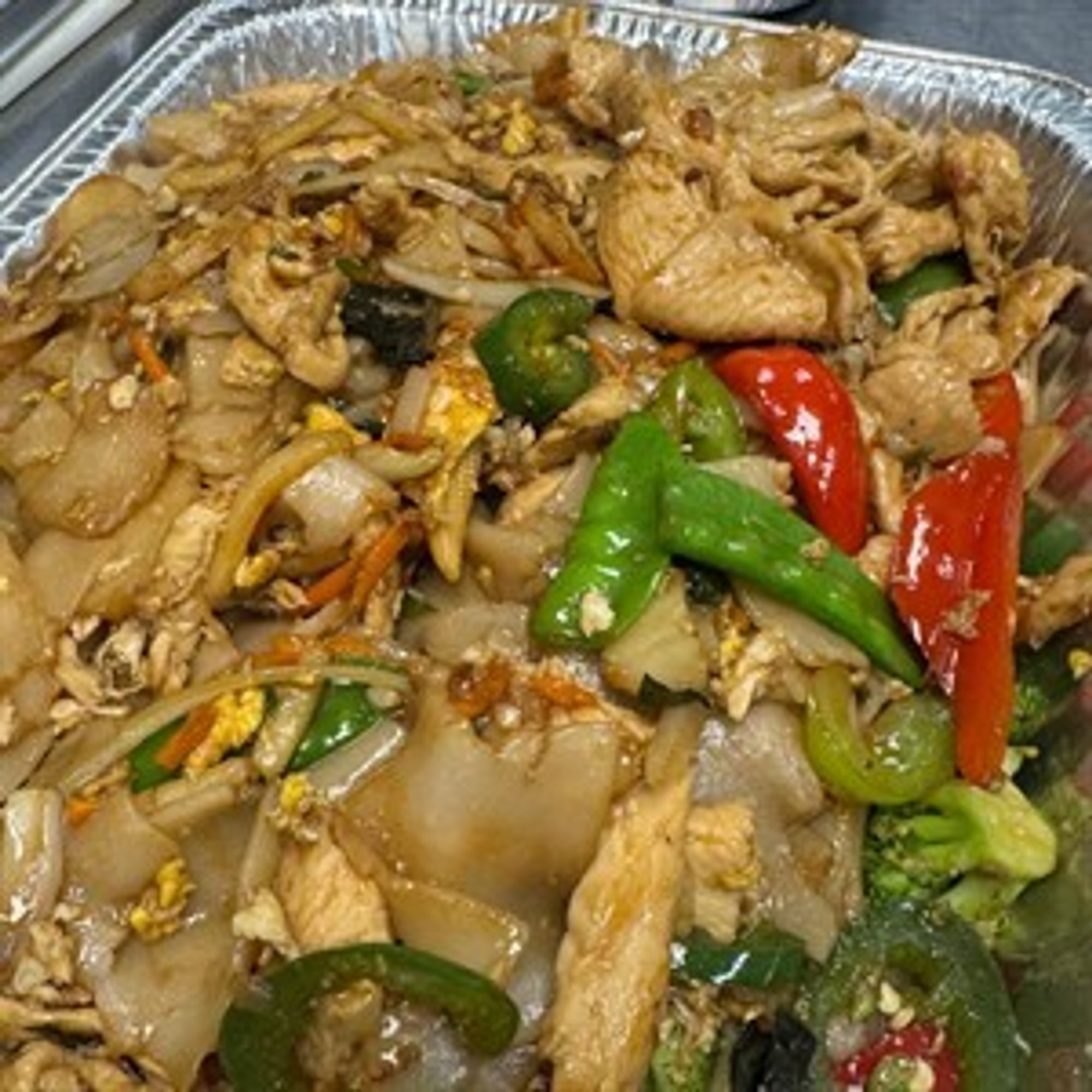 Tray Drunken Noodle