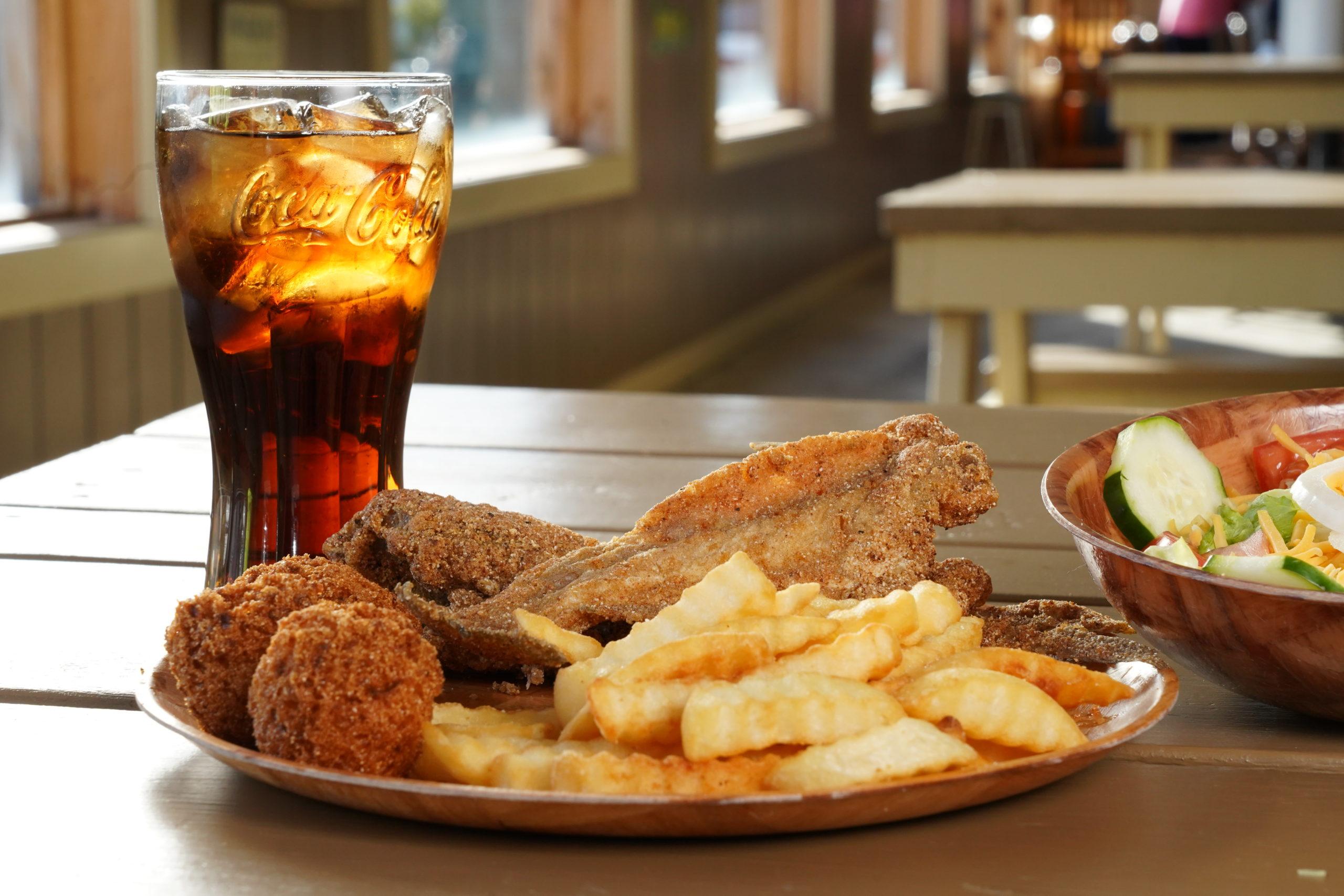 Walden's Restaurant Image