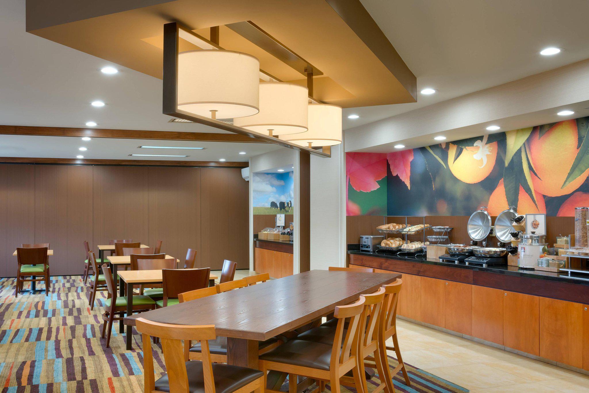 Fairfield Inn & Suites by Marriott Salt Lake City Airport Photo