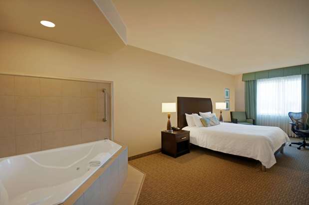 Images Hilton Garden Inn San Bernardino