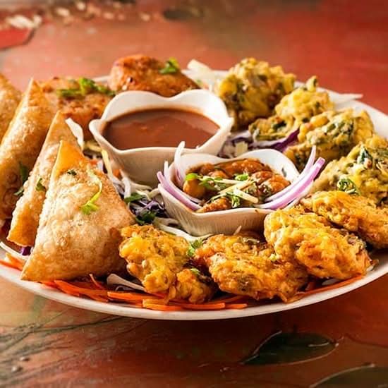 109. Vegetarian Combination Platter