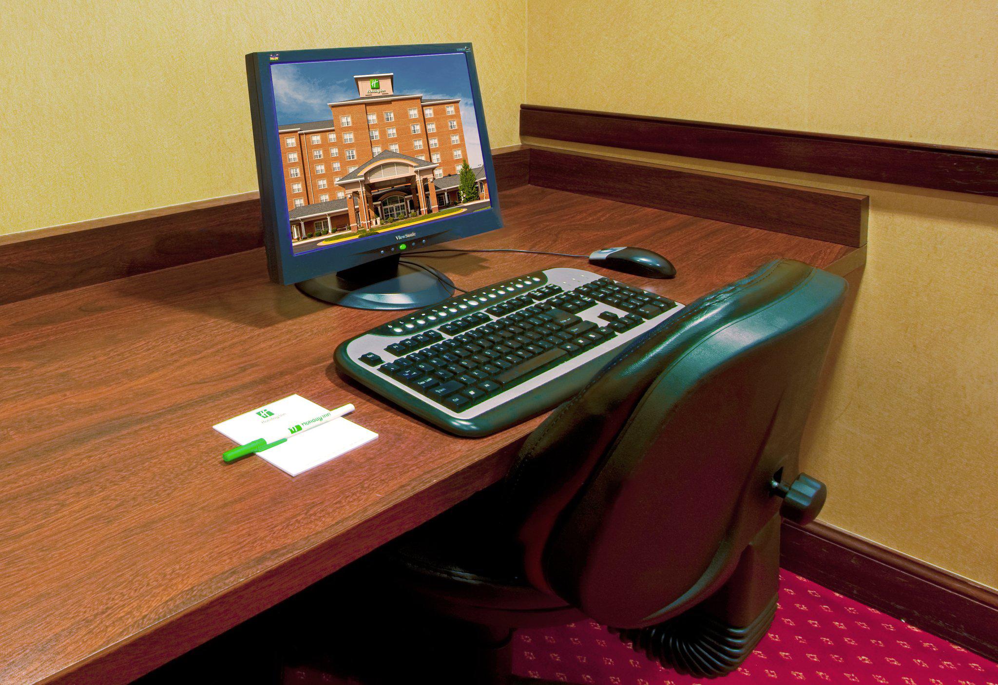 Holiday Inn Chantilly-Dulles Expo (Arpt) Photo