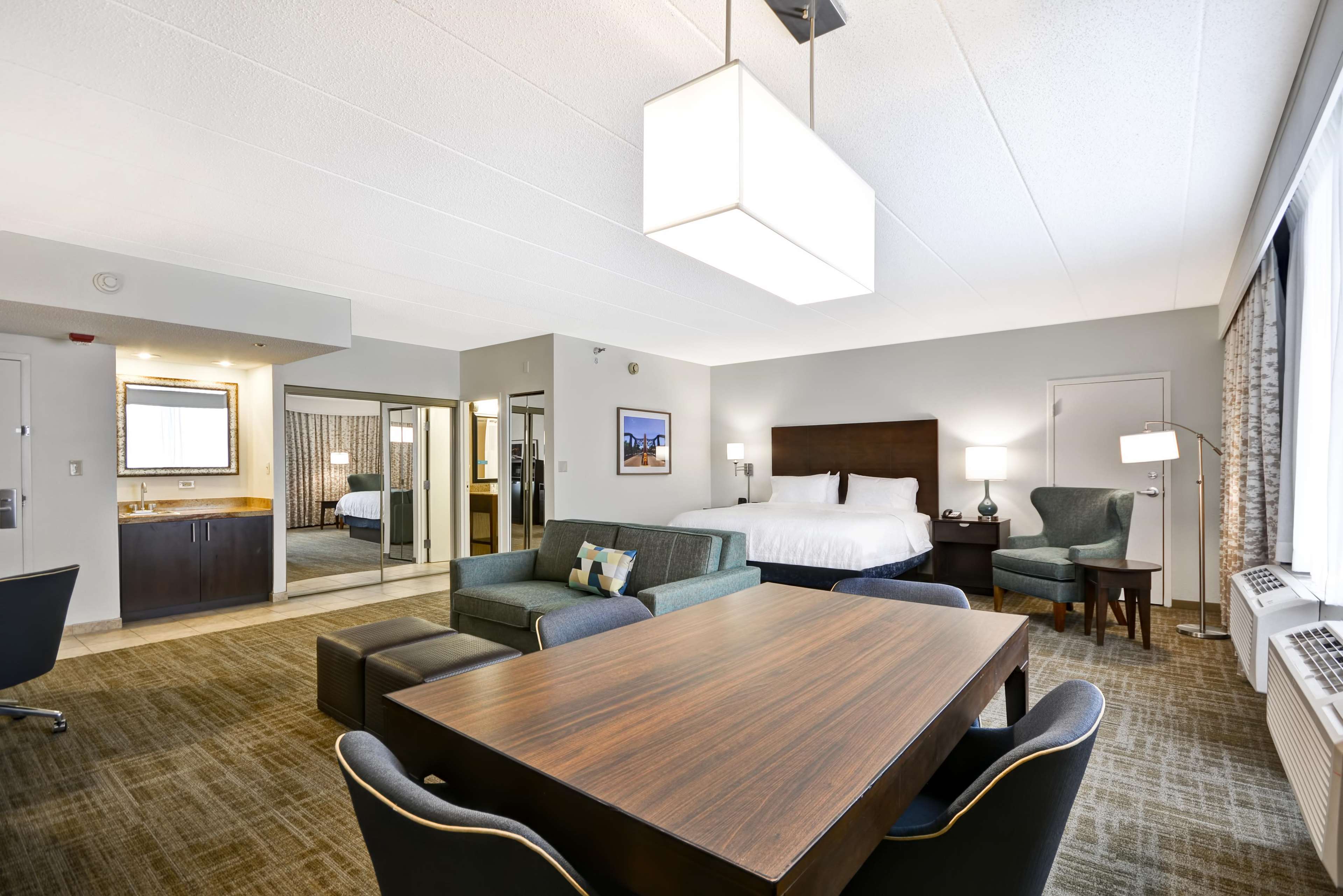 Hampton Inn Chicago/Naperville Photo