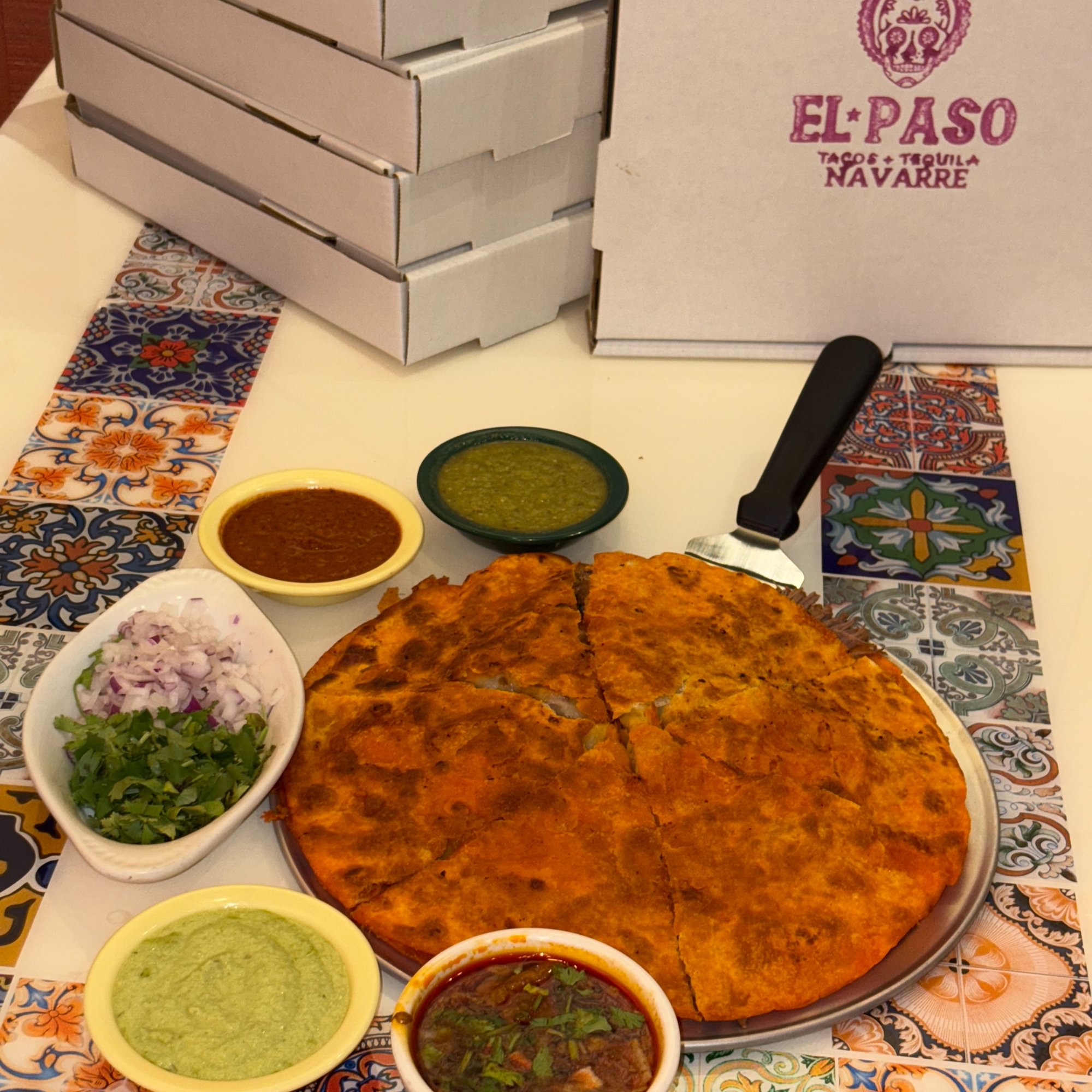 Quesa Birria (Pizza Birria)