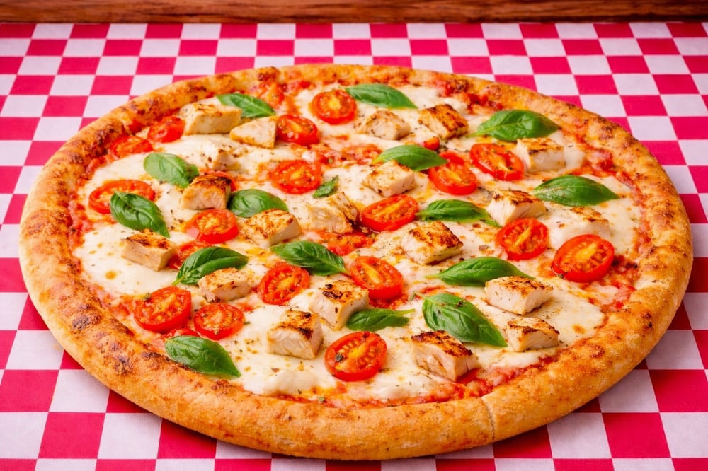 Large Grilled Chicken Margherita Pizza 14 (Greek Style)