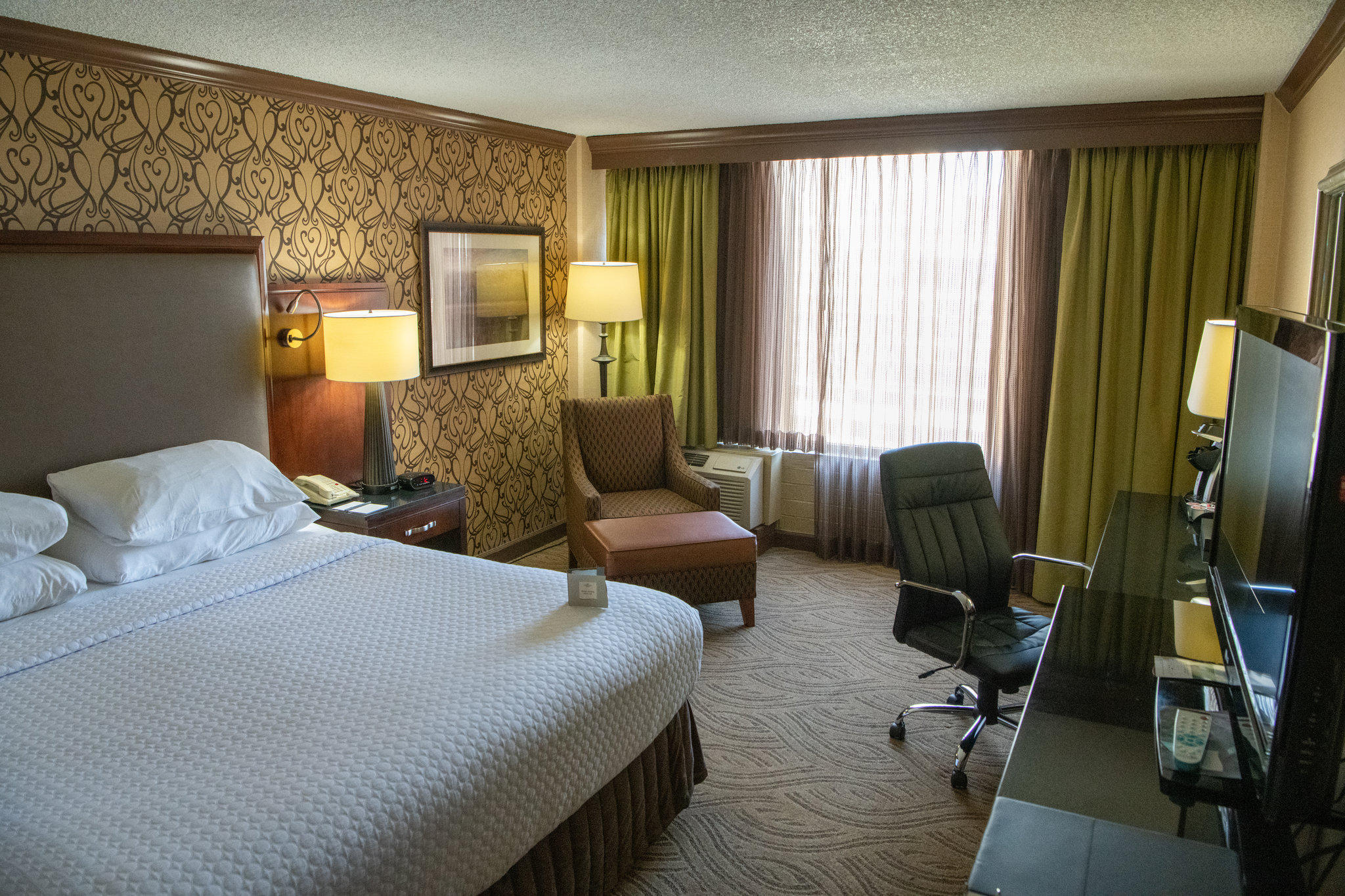 Crowne Plaza Dayton Photo