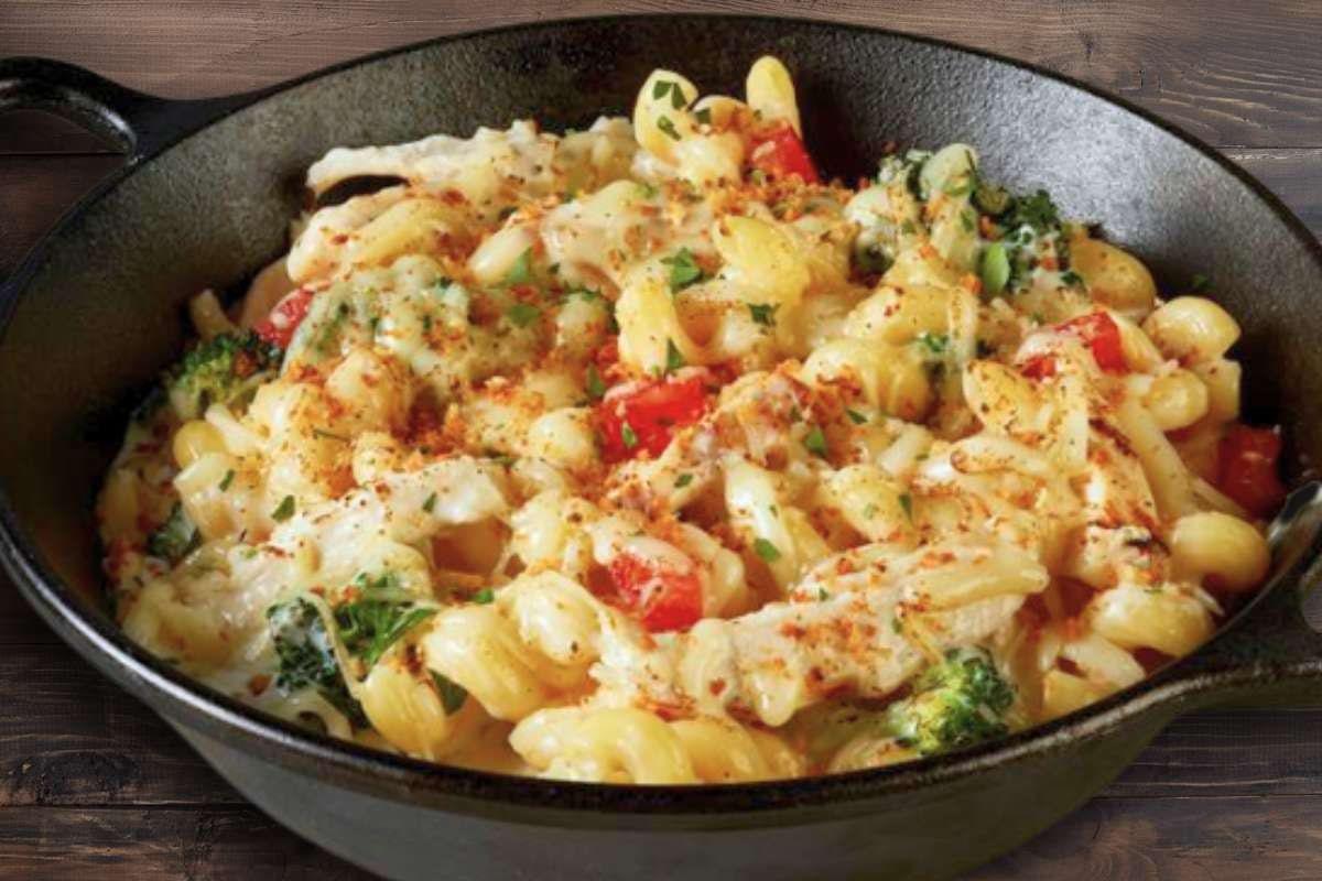 CHICKEN SCAMPI PASTA BAKE