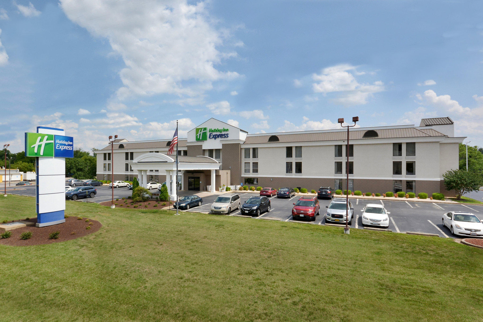 Holiday Inn Express Danville Photo