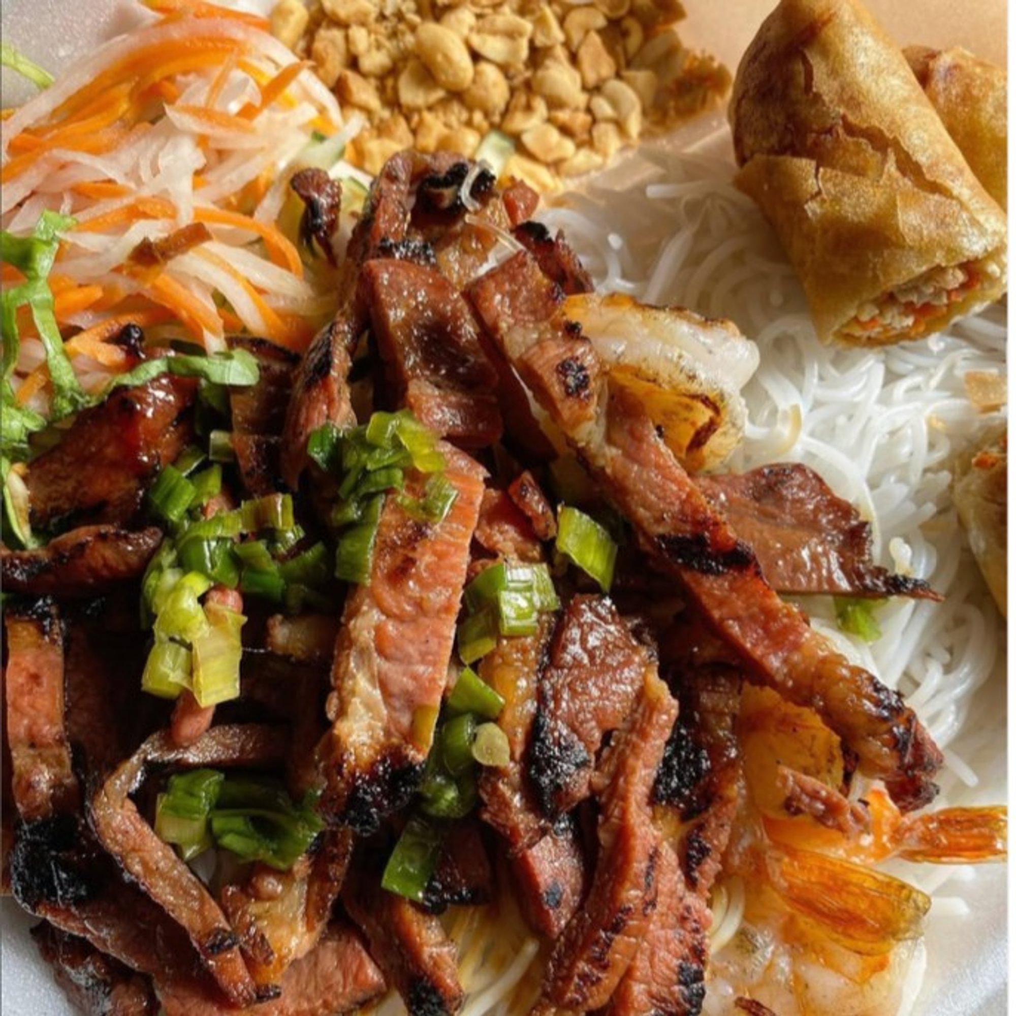 V6 Bun Thit Nuong Cha Gio