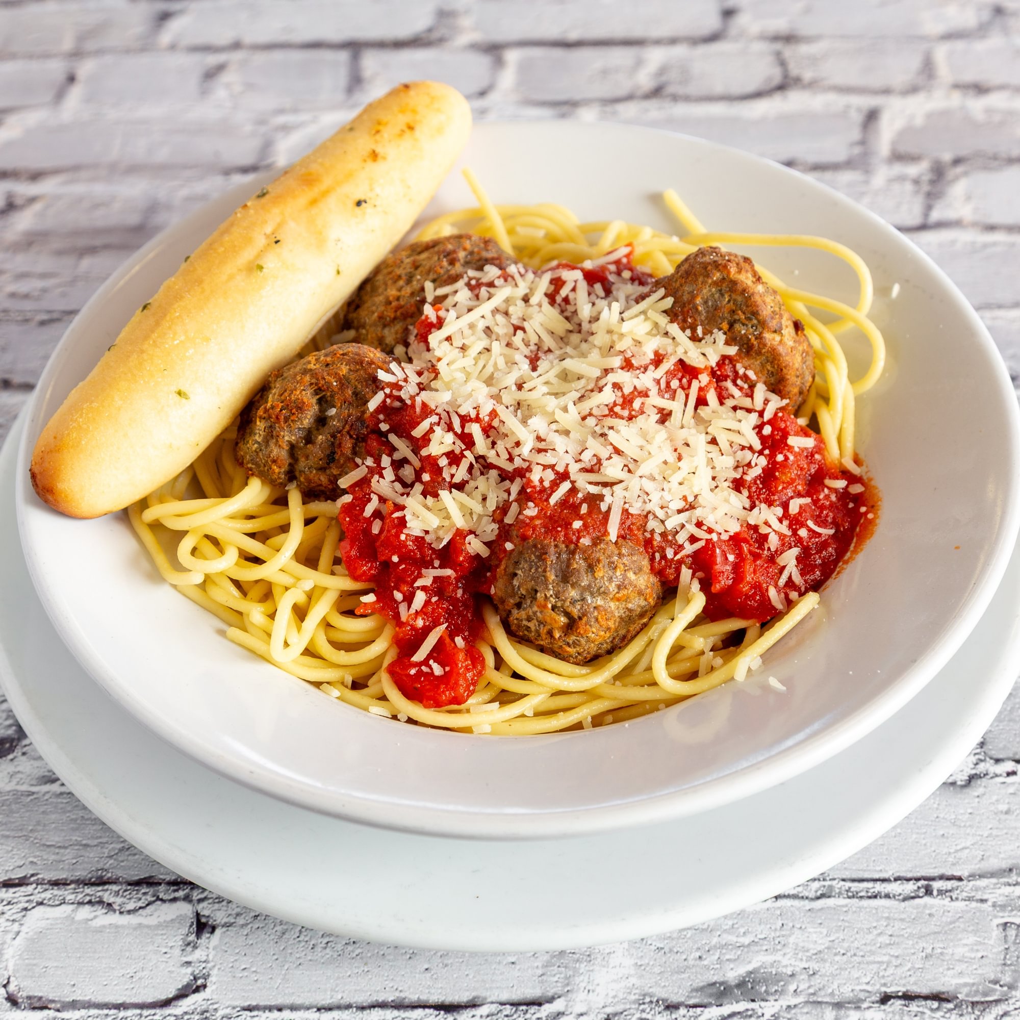 Spaghetti W/ Meatballs