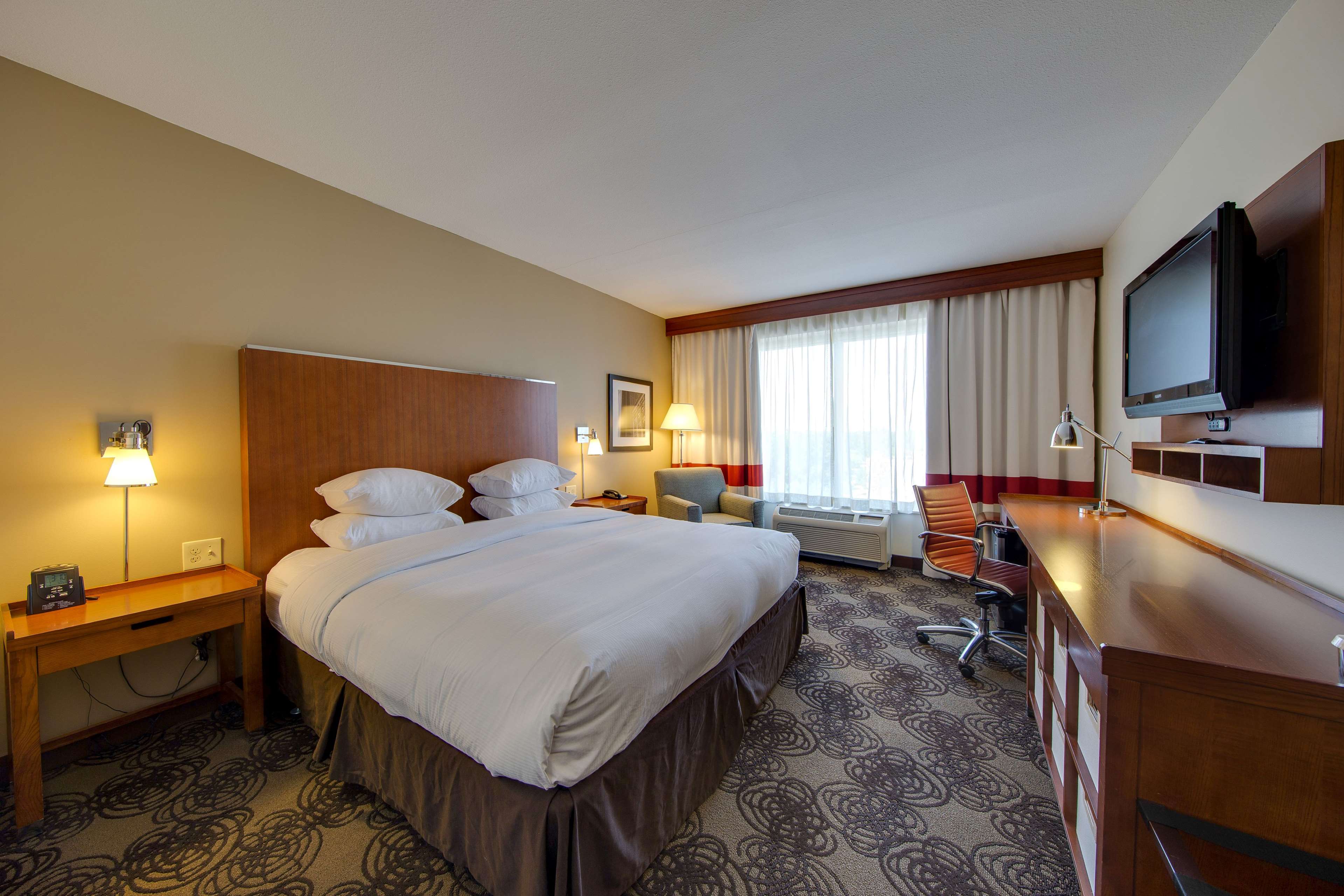 DoubleTree by Hilton Hotel Raleigh - Cary Photo