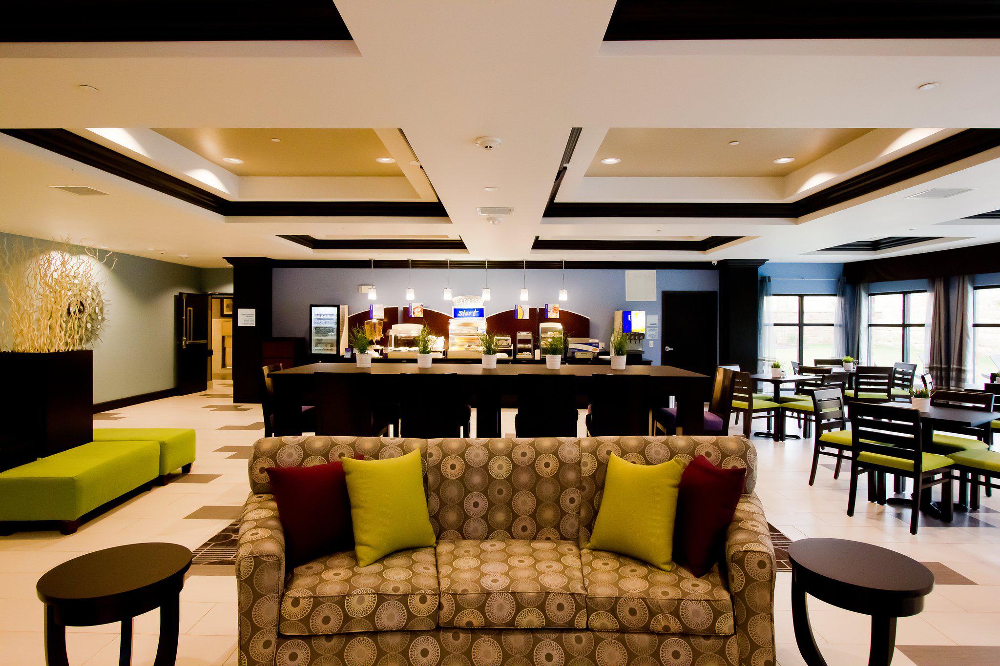 Holiday Inn Express & Suites Austin NW - Lakeway Photo