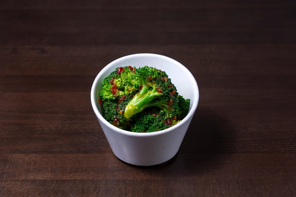 Sweet Chili Roasted Garlic Broccoli