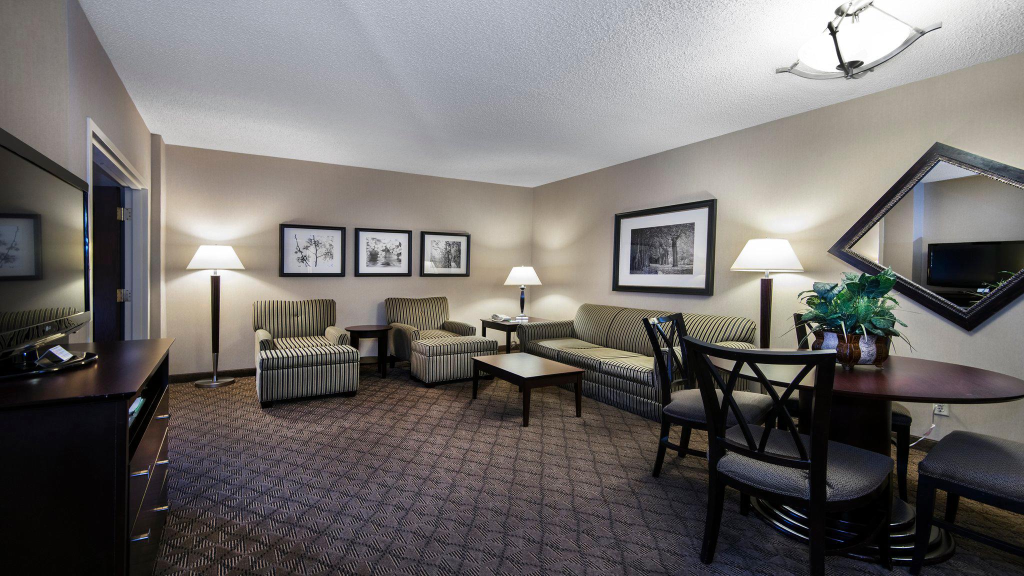 Holiday Inn Springdale/Fayetteville Area Photo