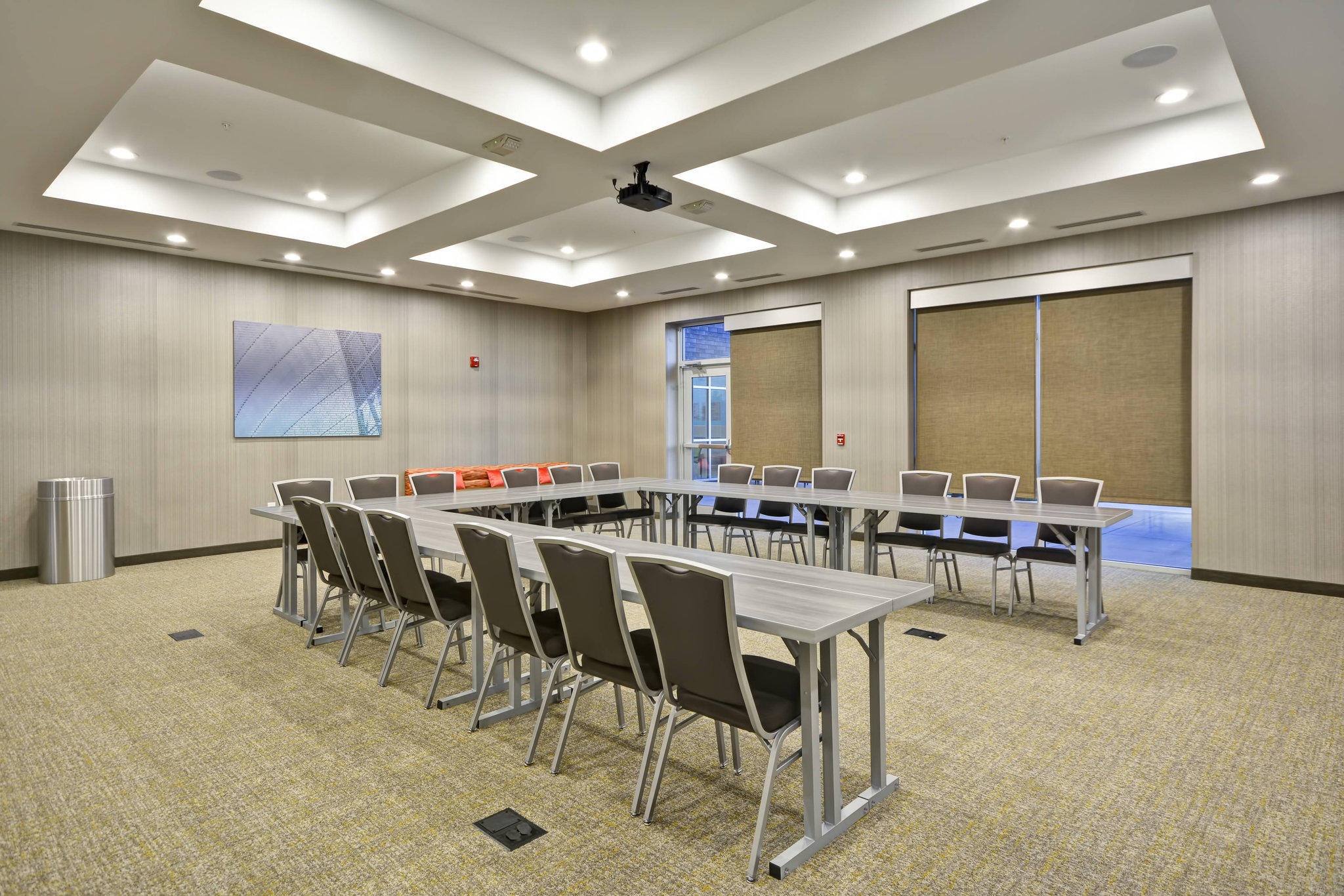 SpringHill Suites by Marriott Cincinnati Blue Ash Photo