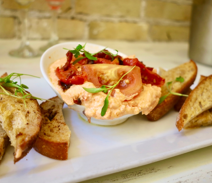 Whipped Ricotta w Crostini