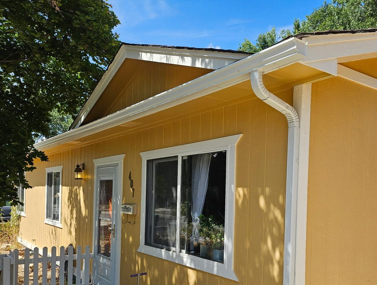 D & D Roofing & Gutters LLC Image