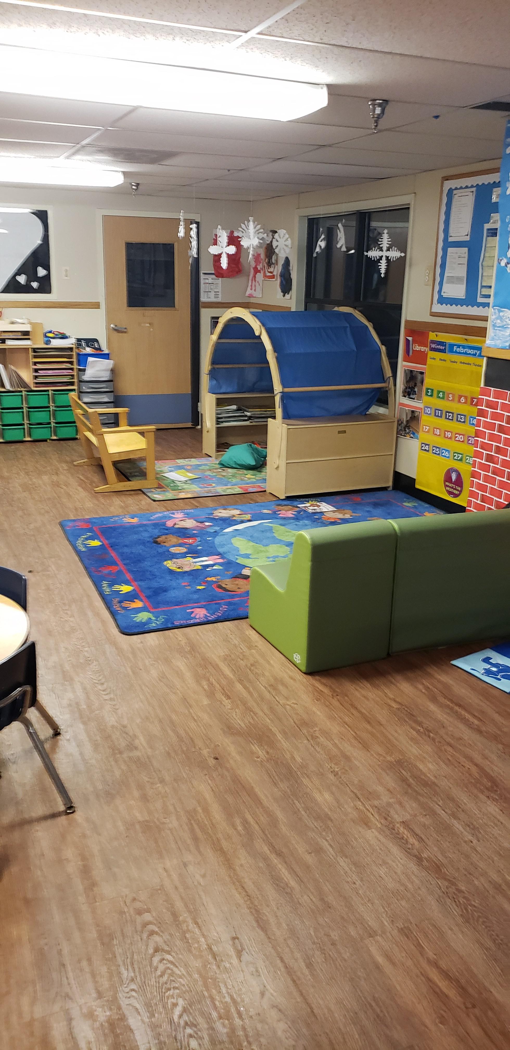 Lake Newport KinderCare Photo